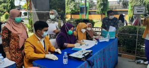 tenaga kesehatan