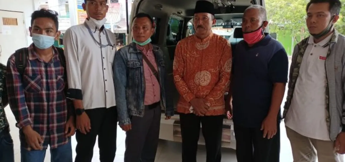 Bantu Warga, Ambulans Gratis Pemerintah Kota Antarkan Jenazah ke Sumatera barat.