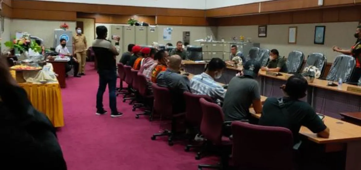 Hearing di DPRD, GPMPK Minta Dewan Surati Syamsuar terkait Dugaan Tersangka Korupsi jadi Pejabat ULP Riau