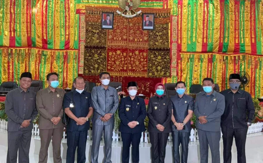DPRD Mukomuko Gelar Rapat Paripurna Serah Terima Buku Memori Jabatan Bupati 
