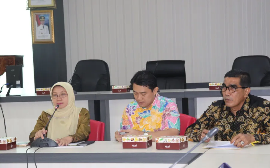 Komisi IV DPRD Provinsi Riau Melakukan Kunjungan Observasi ke Dinas ESDM Kepr