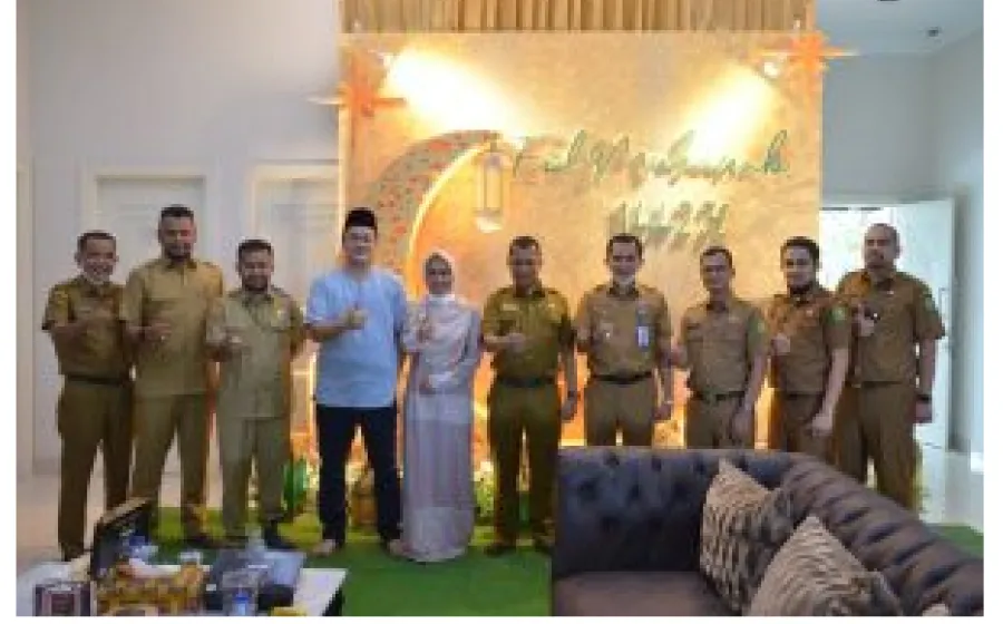 Sekretariat DPRD Provinsi Riau Melaksanakan Silaturahmi Ke Kediaman Pimpinan Dan Anggota DPRD Provinsi Riau